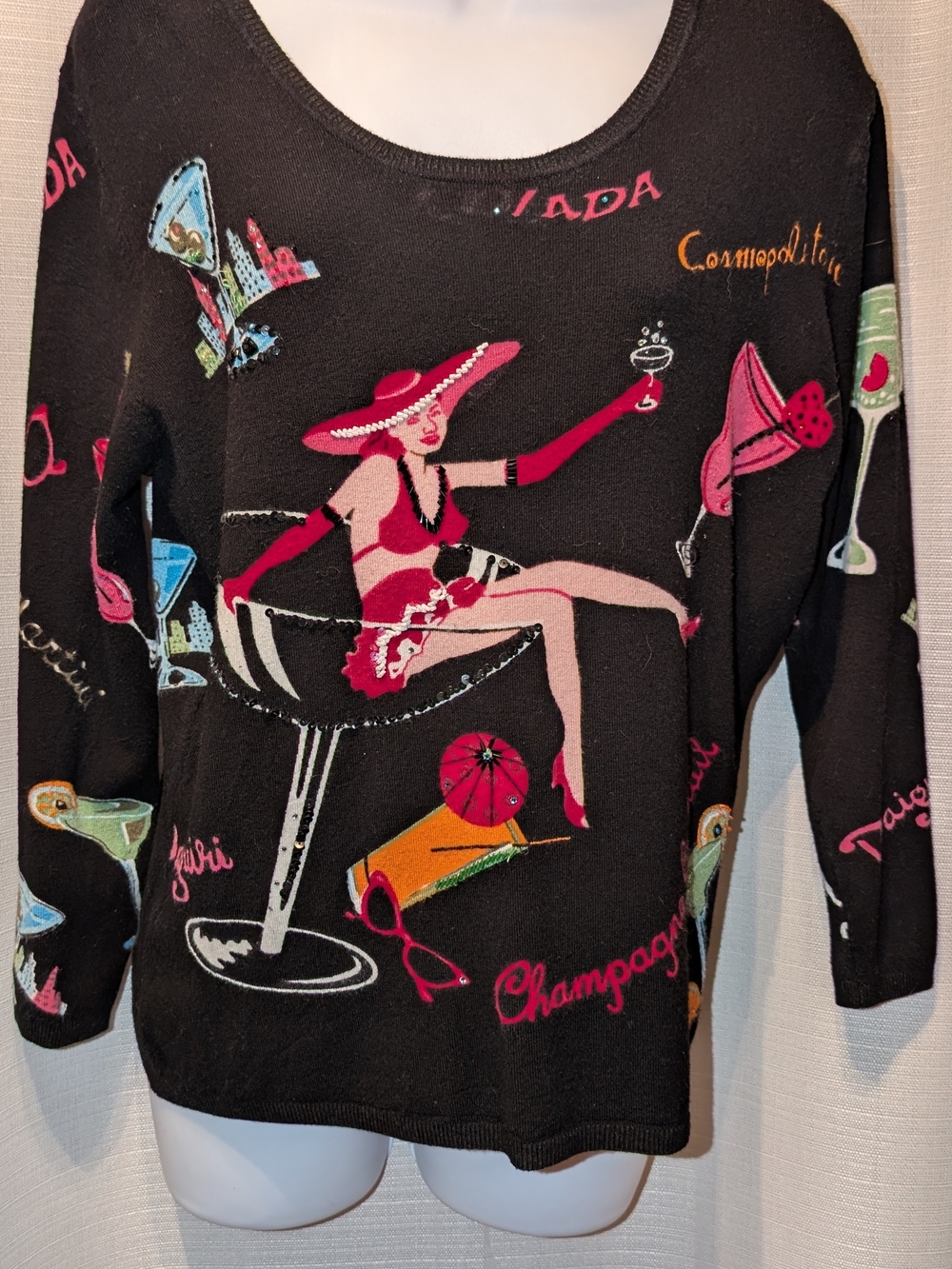 Women’s Vintage Black Graphic Beaded Scoop Neck Sweater with Pink Cocktail Motif